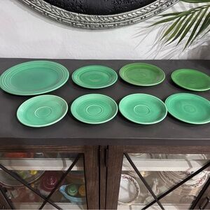 Fiesta (original Homer Laughlin Green Plate Set - 8-Piece
